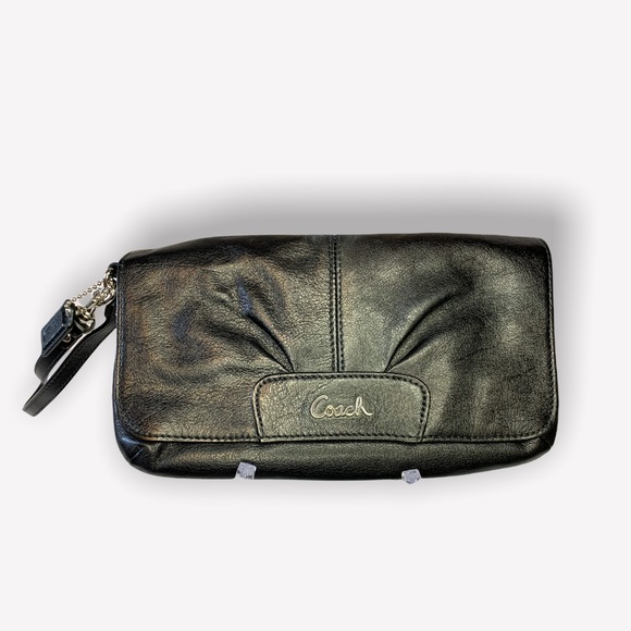Coach ‘Ashley’ leather wristlet | clutch | wallet | purse - Picture 1 of 6